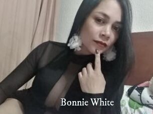 Bonnie_White