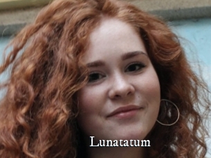 Lunatatum