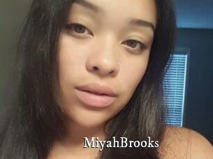 Miyah_Brooks