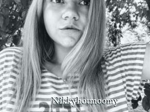 Nikkyhotmoomy