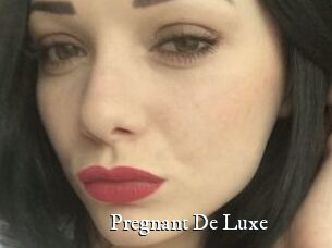 Pregnant_De_Luxe