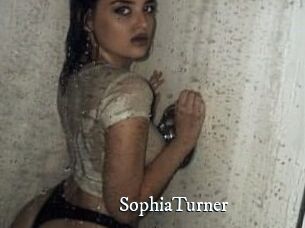 Sophia_Turner