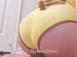 Slyfoxxiroxxi