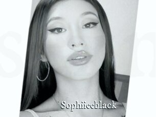 Sophiieeblack