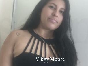 VikyyMoore